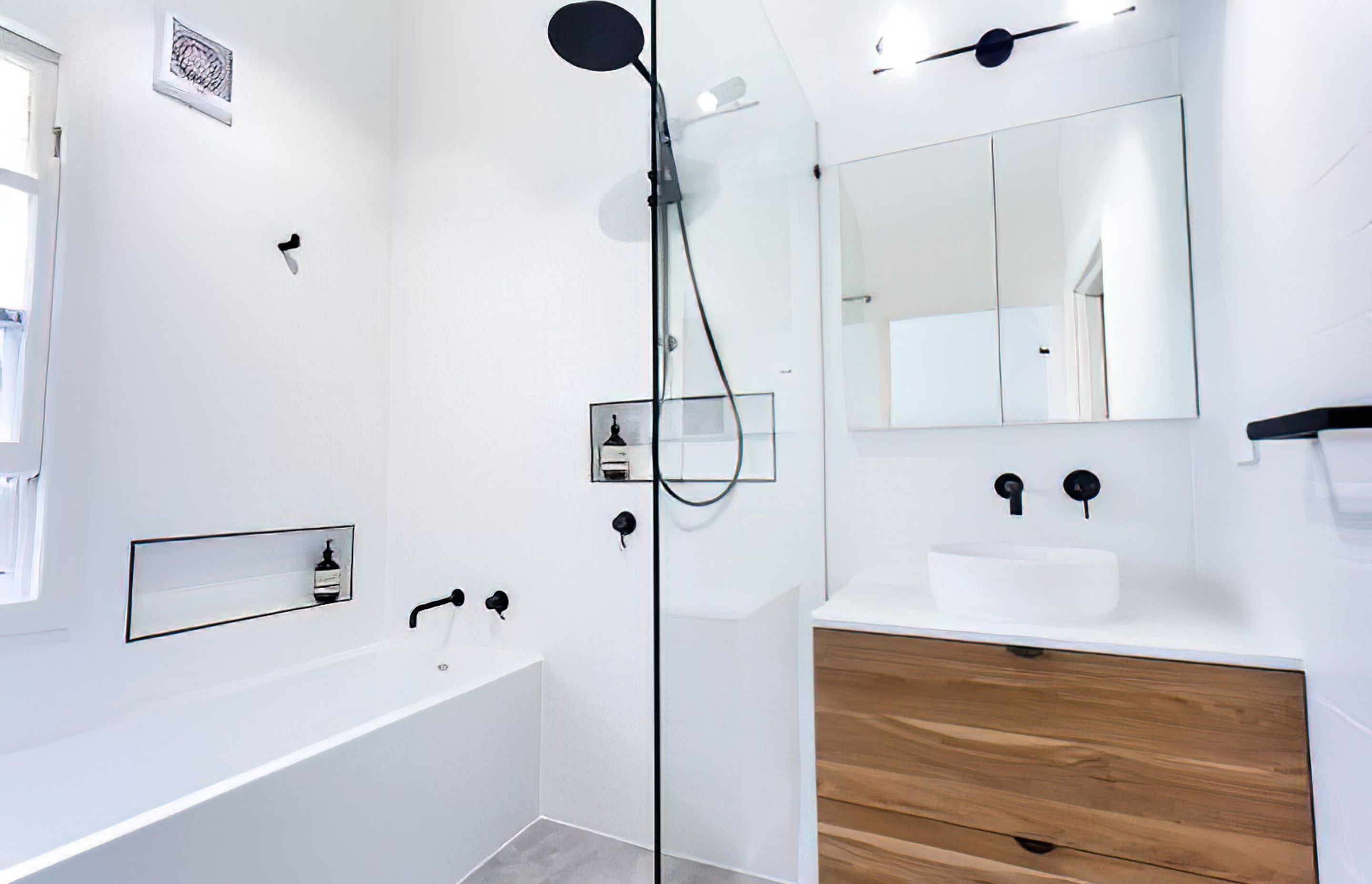 Project Wynnum Main Bathroom