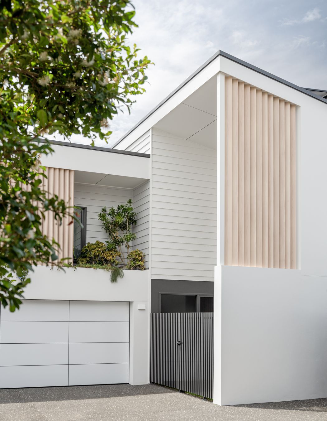 Werri Beach - QBC Constructions &amp; Kibbin Design