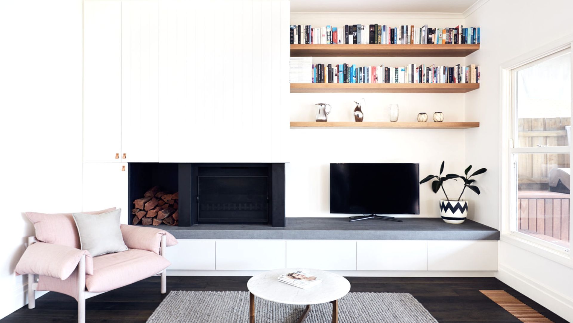 HAWTHORN EAST HOUSE banner