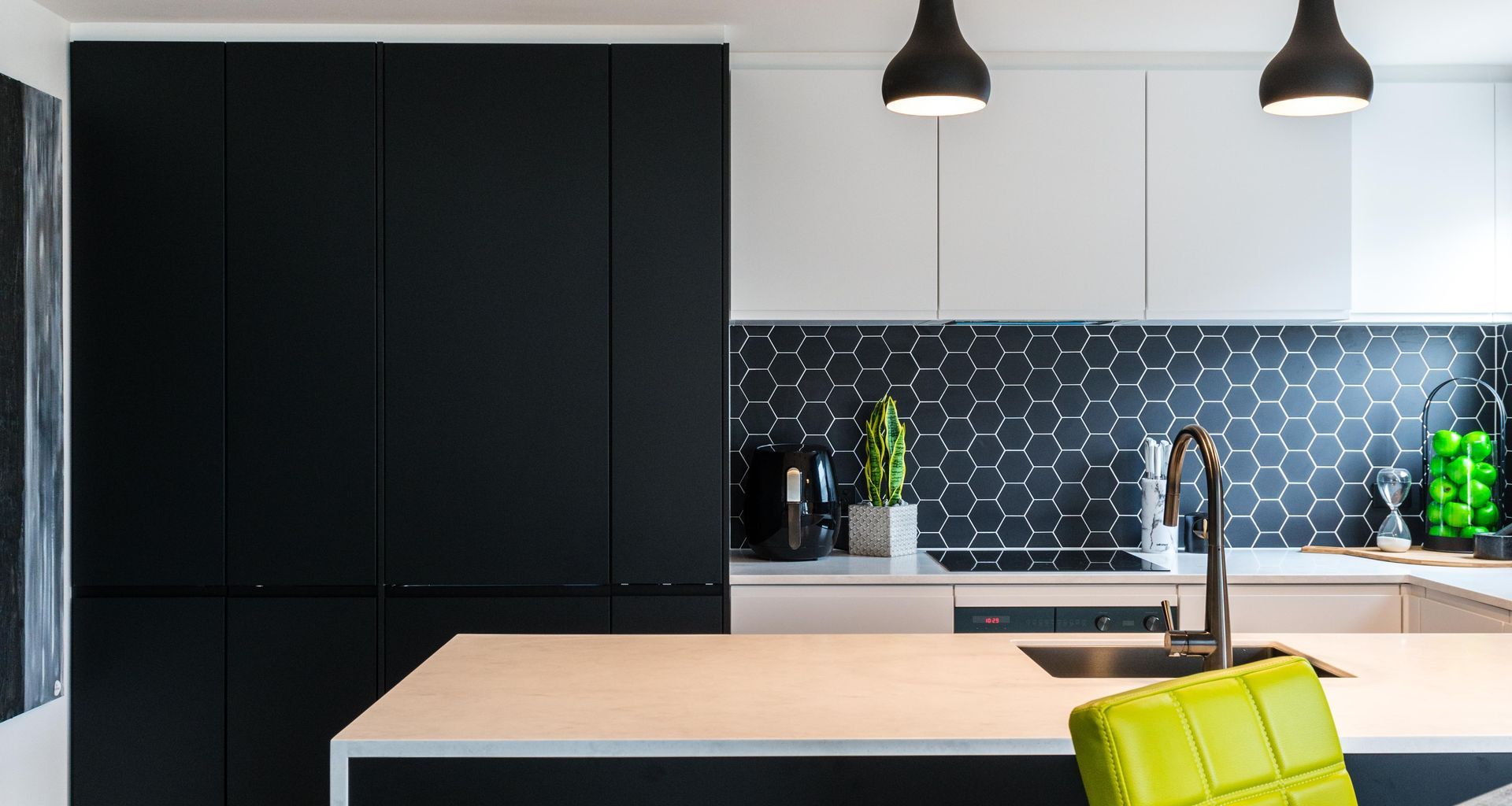 Inner City Apartment Renovation banner