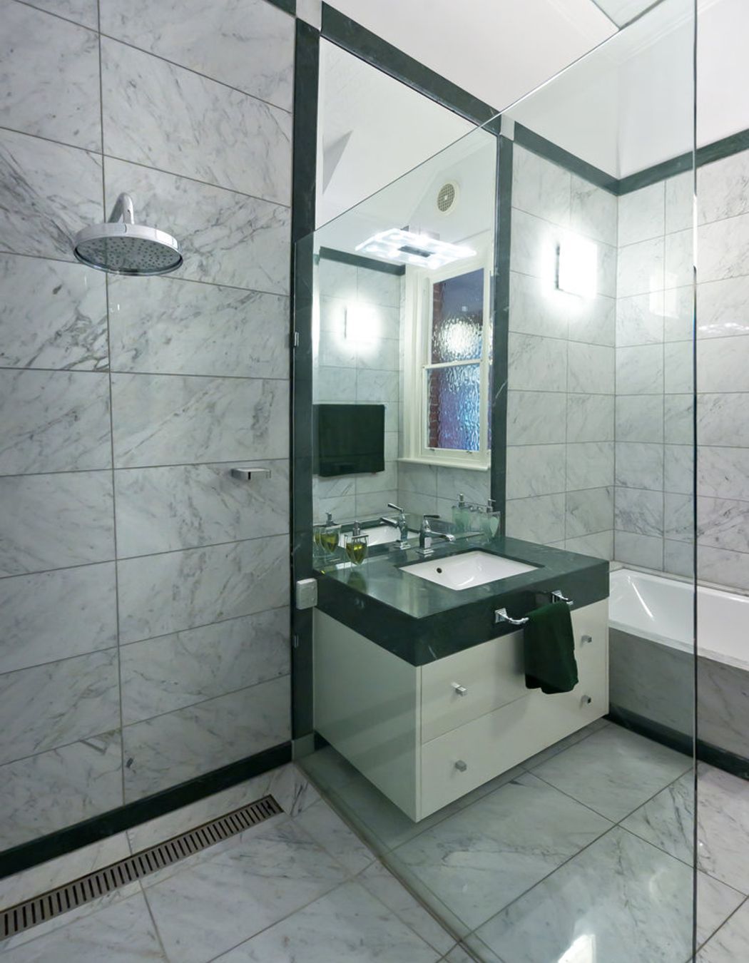 Chrystal Residence, Hawthorn