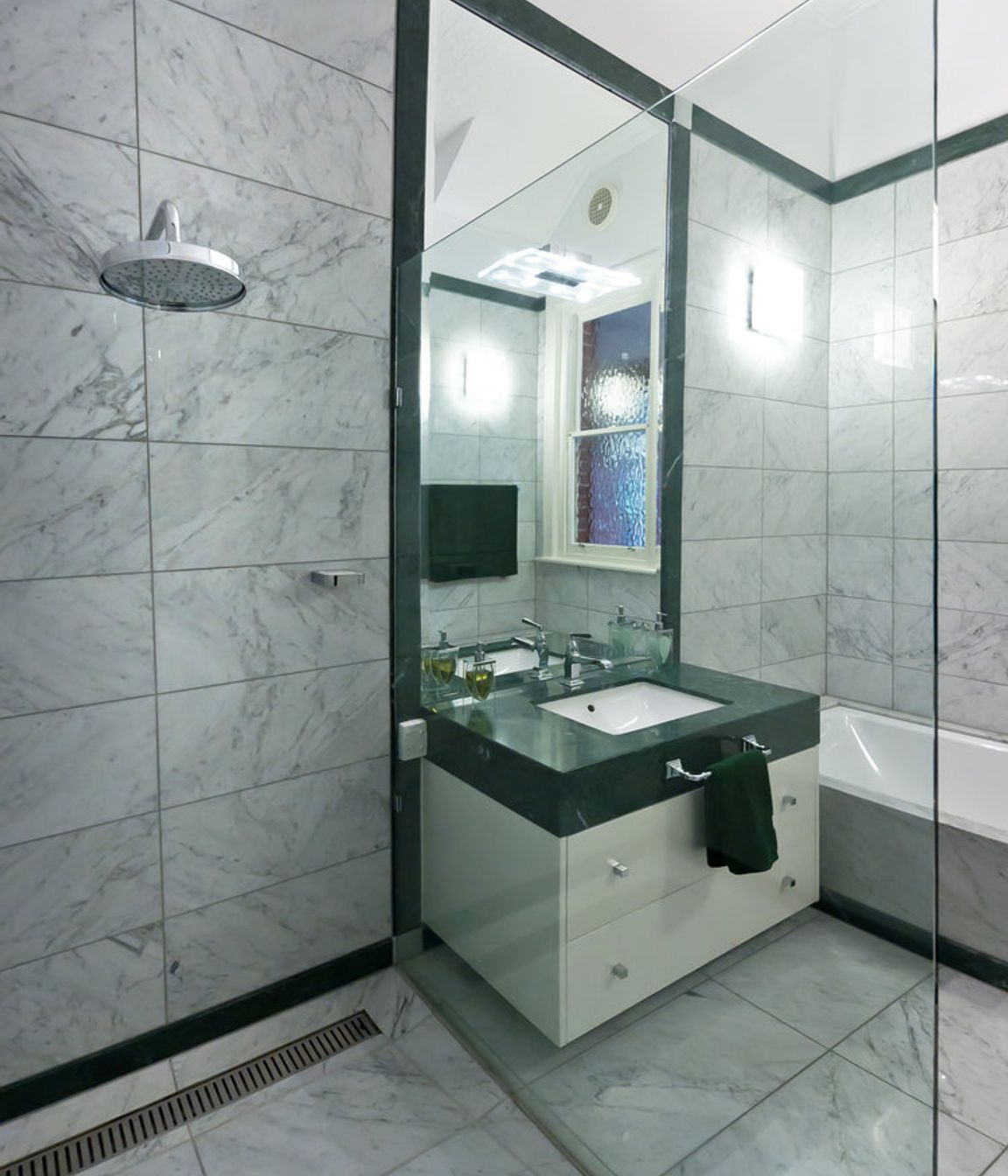 Chrystal Residence, Hawthorn