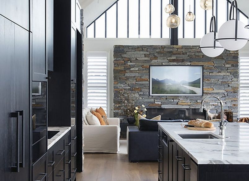 Riverhead Home