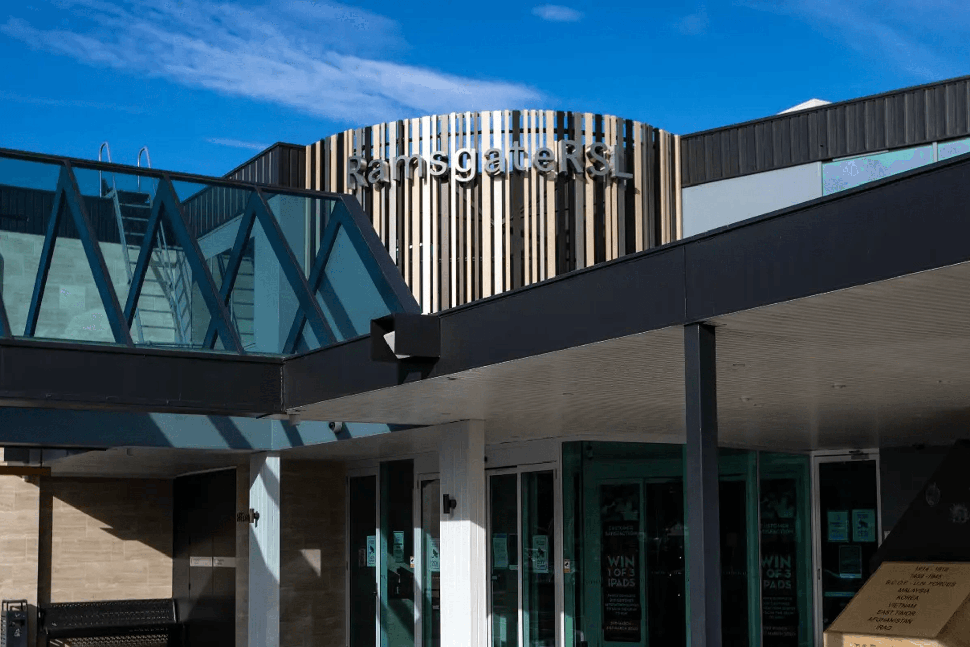 Coliseum Striato Vein Cut Travertine | Project by McCann Constructions