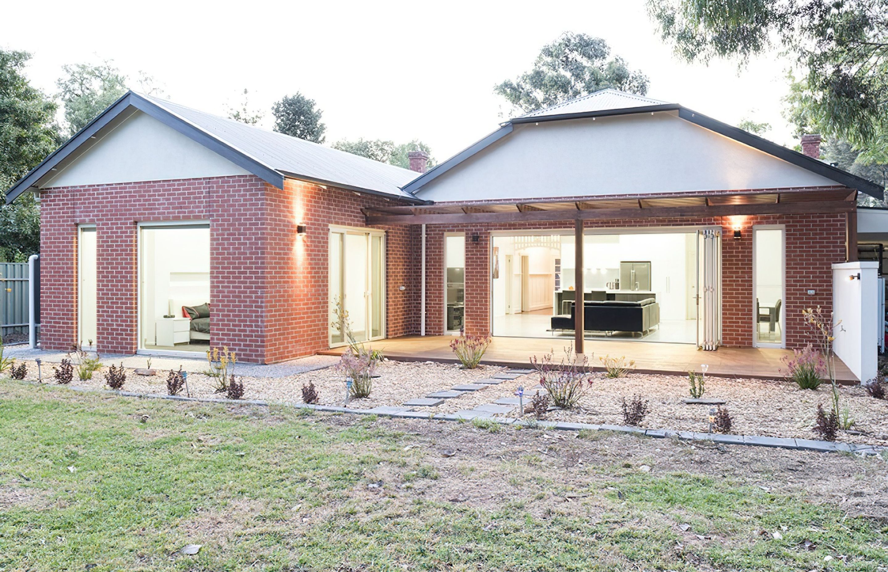 Rear Addition Hawthorn