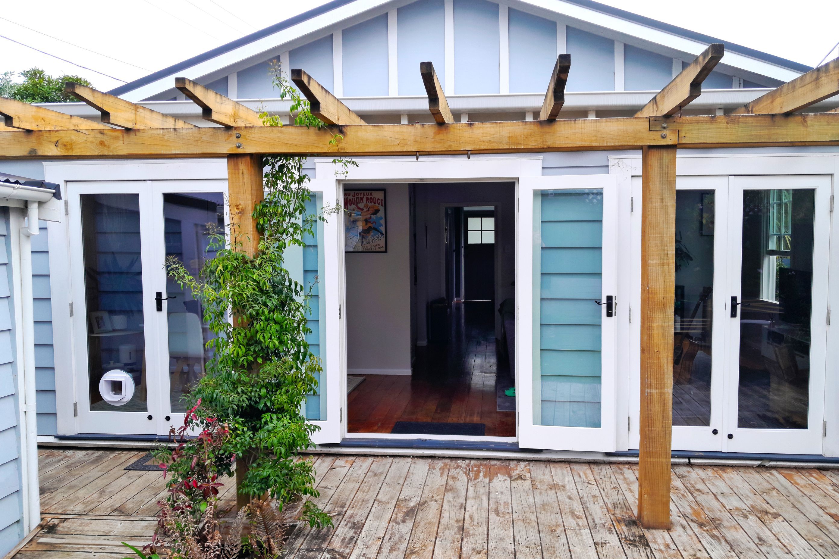 Rear-of-House-v4.jpg