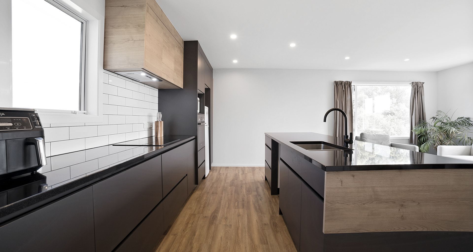 A Bold but Balanced Kitchen and Lounge banner