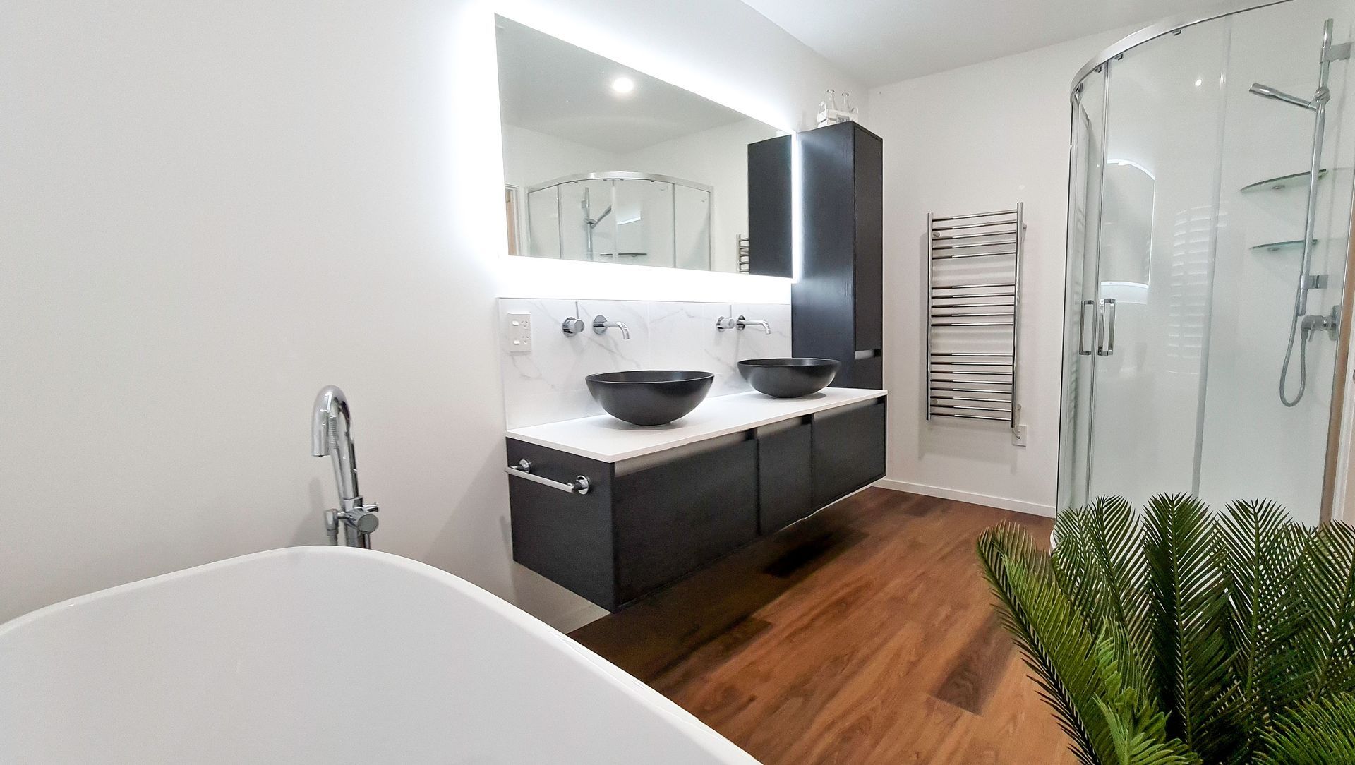 Two Bathrooms and a Last Minute Fireplace in Chatswood banner