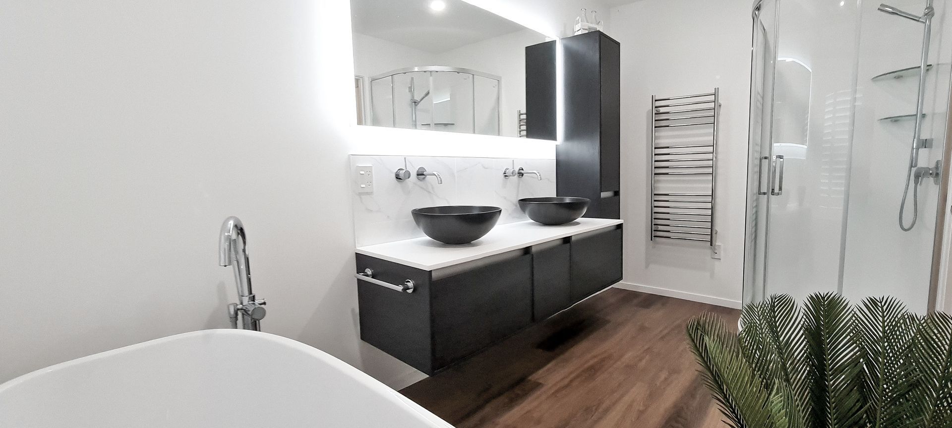 Two Bathrooms and a Last Minute Fireplace in Chatswood banner