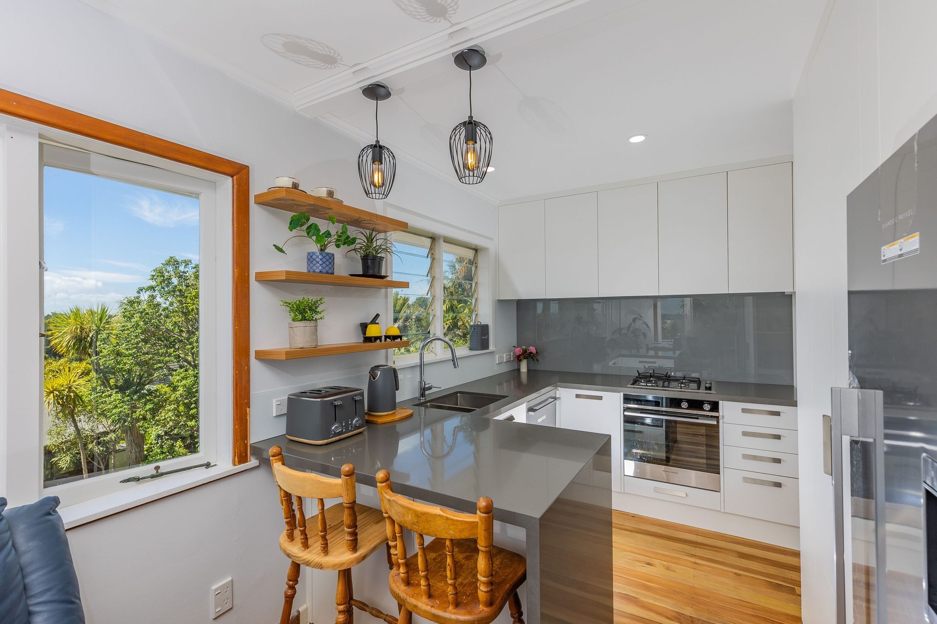 Old Titirangi Rd, New Lynn