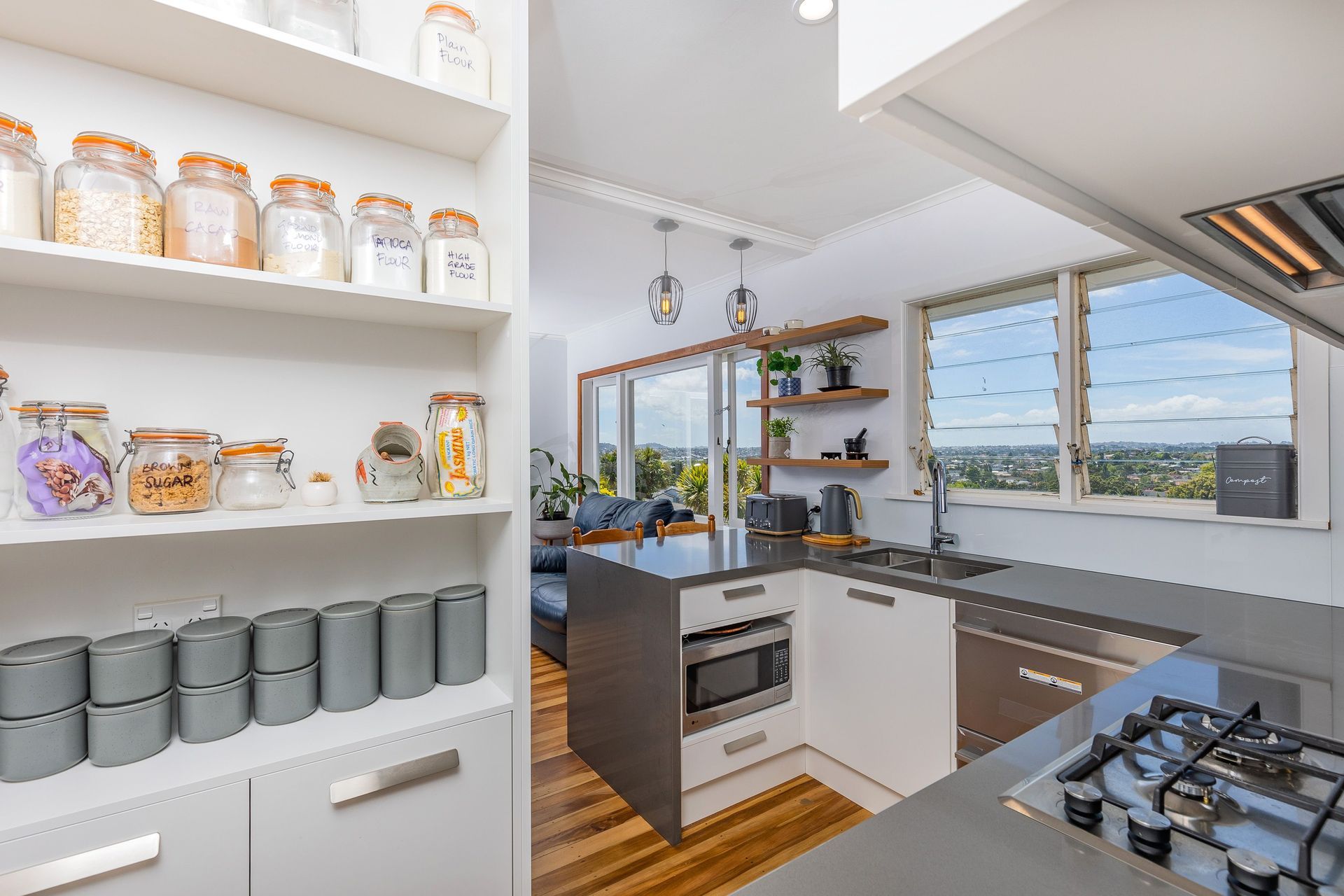 Old Titirangi Rd, New Lynn