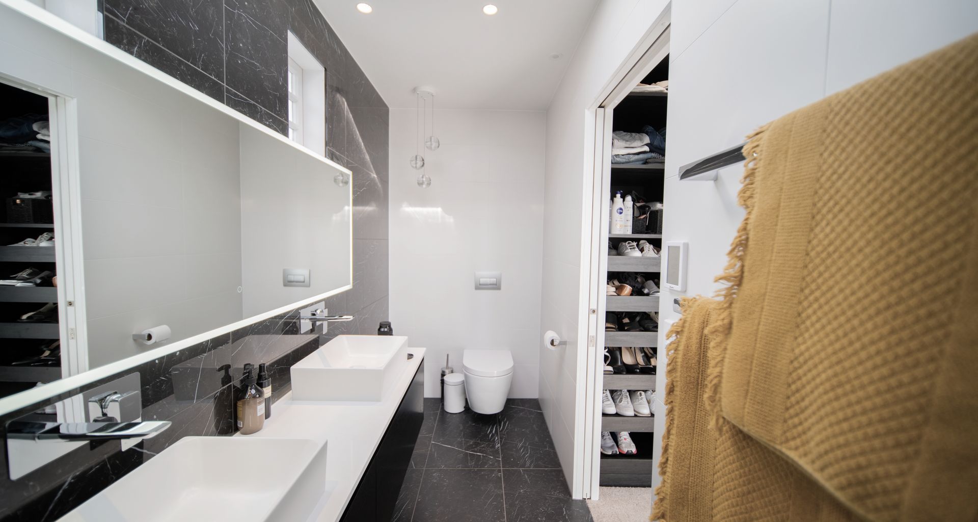 En-suite Masterpiece In St. Heliers banner