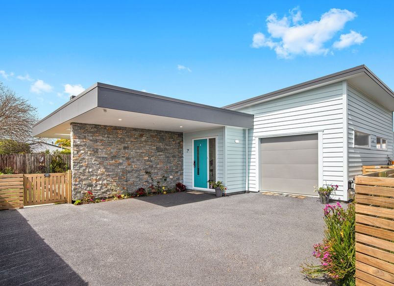 Renovated For The Future In Waiuku