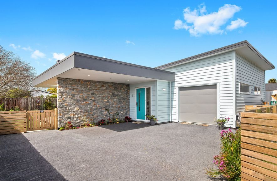 Renovated For The Future In Waiuku
