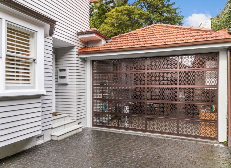 Stylish Home Office and Media Room in Remuera