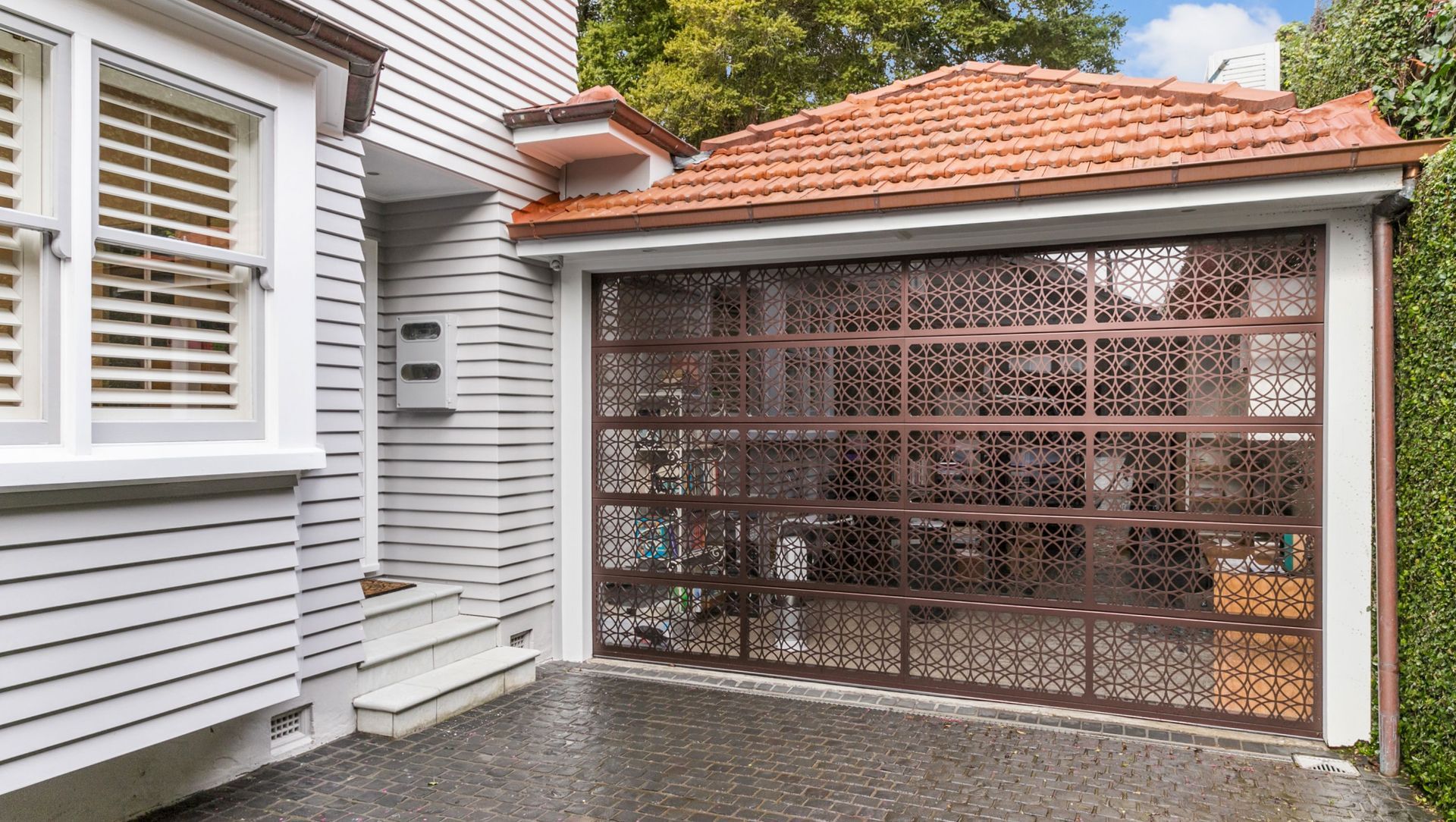 Stylish Home Office and Media Room in Remuera banner