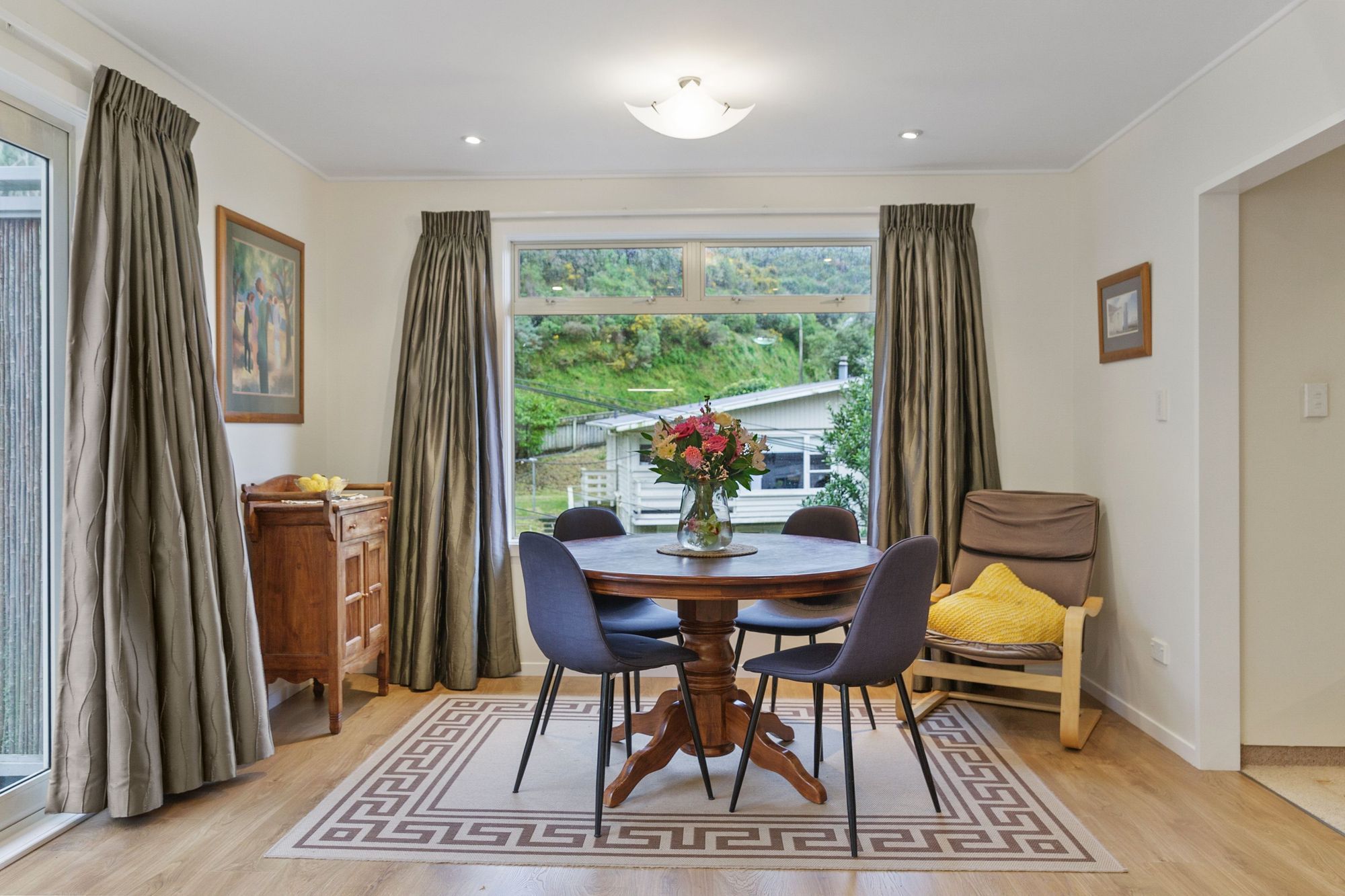 Awarua St, Ngaio