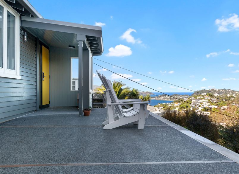 Cook Strait Views: An Outdoor Area and Extension in the Karaka Hills