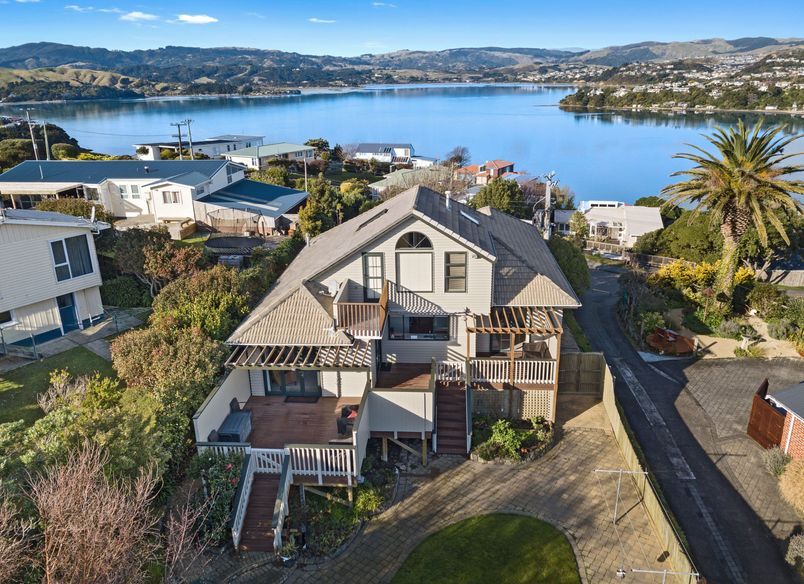 A modern, open-plan layout in Wellington