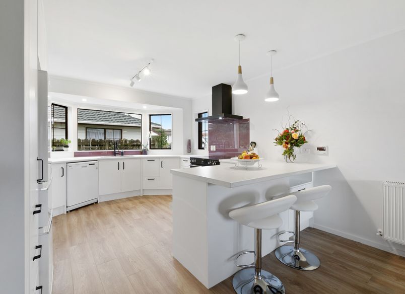 Bright, Sleek and Modern: a Revitalised Kitchen in Wellington