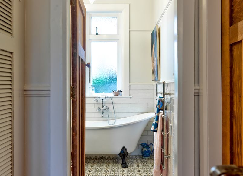 An Elegant Bathroom in Karori, Wellington