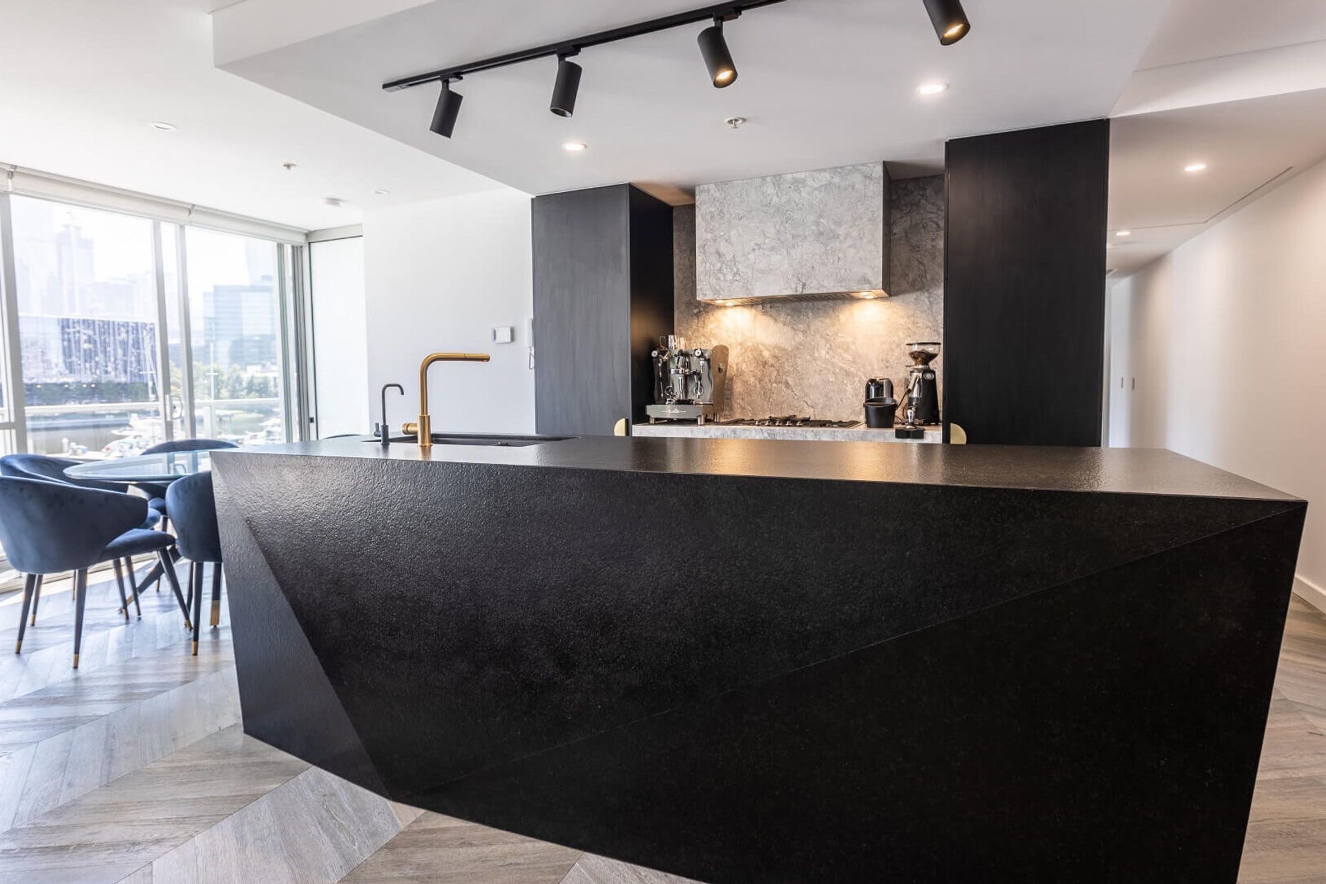 Riverside Esplanade, Docklands