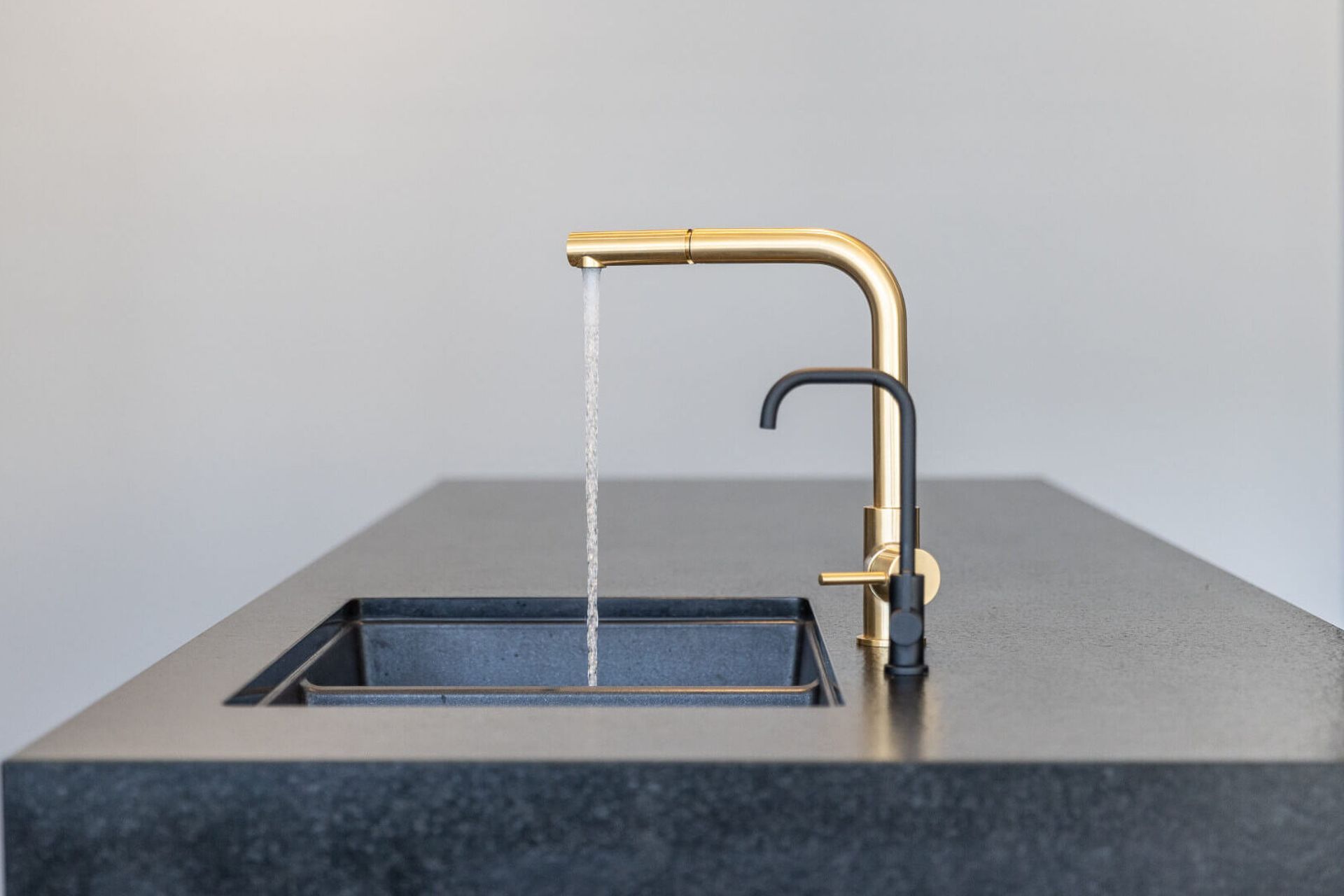 Riverside Esplanade, Docklands