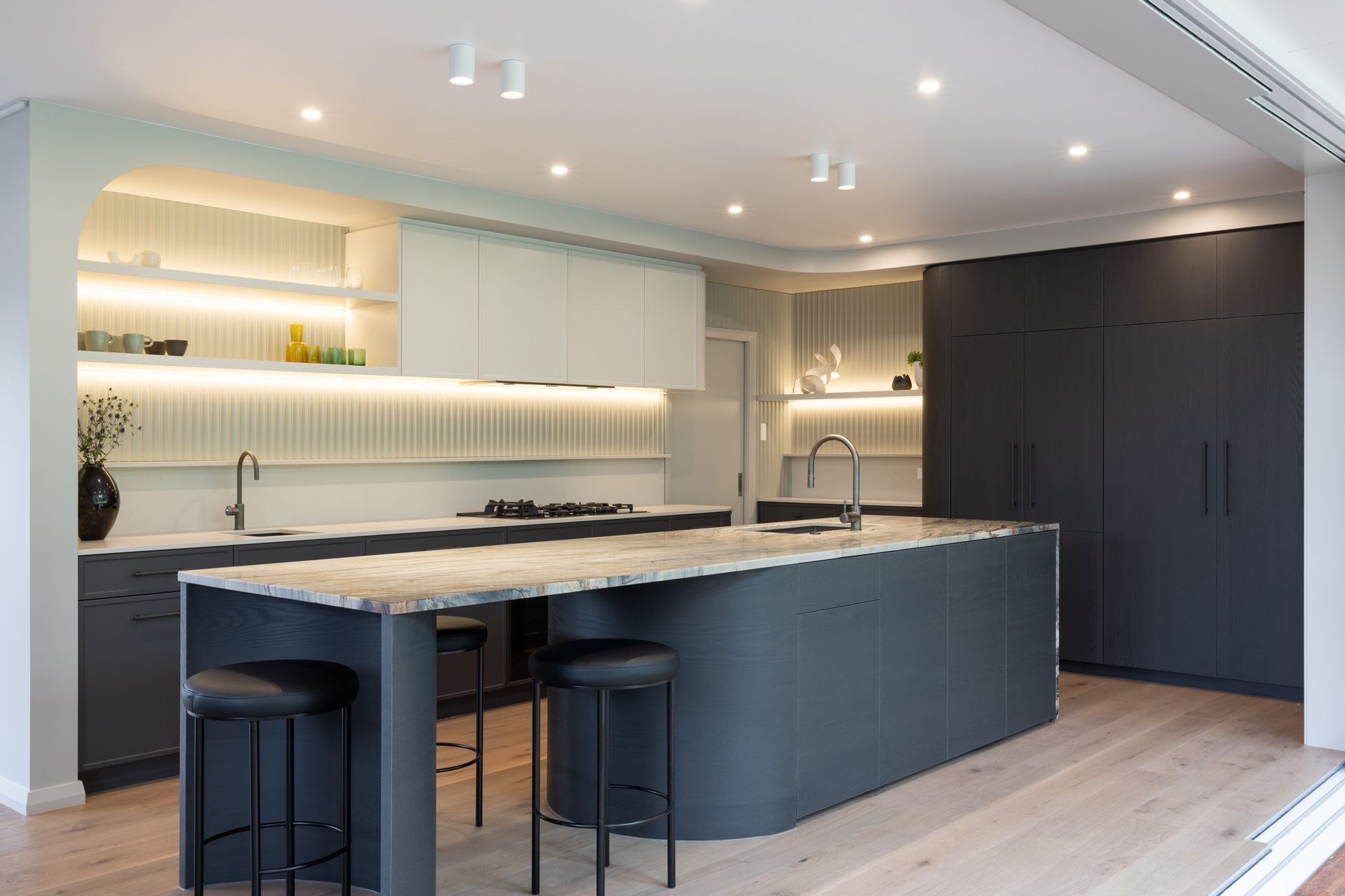 Rkutai-Kitchen-Design-10.jpg