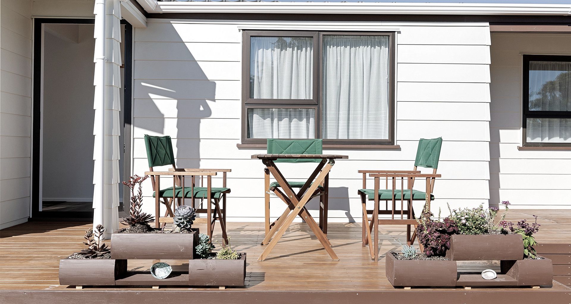 A Stunning Suntrap in Paraparaumu, Wellington banner