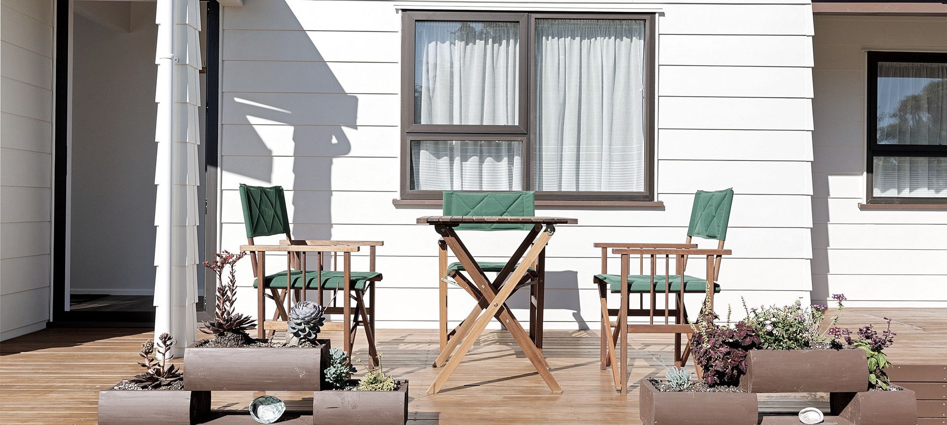 A Stunning Suntrap in Paraparaumu, Wellington banner