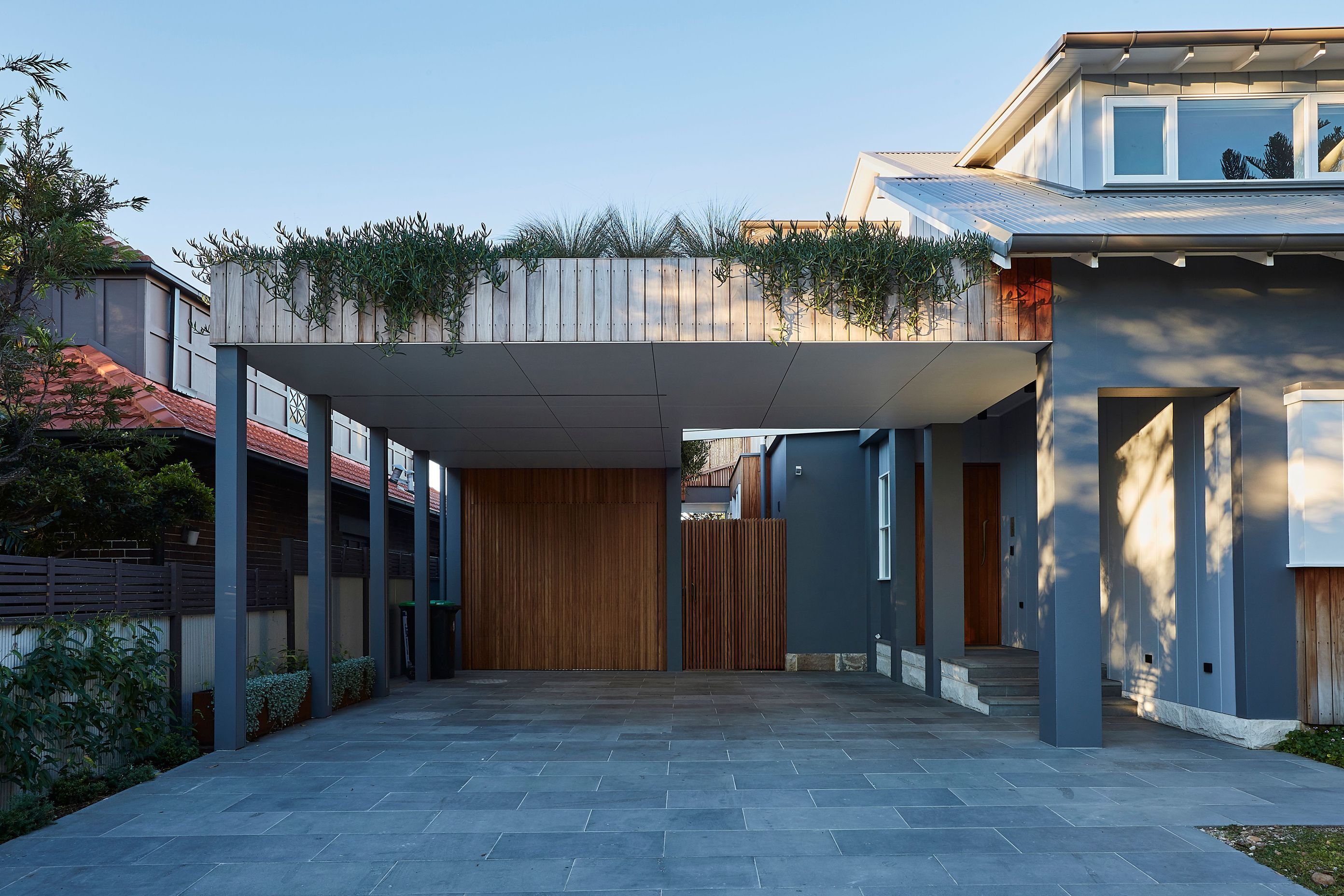 Manly House 04