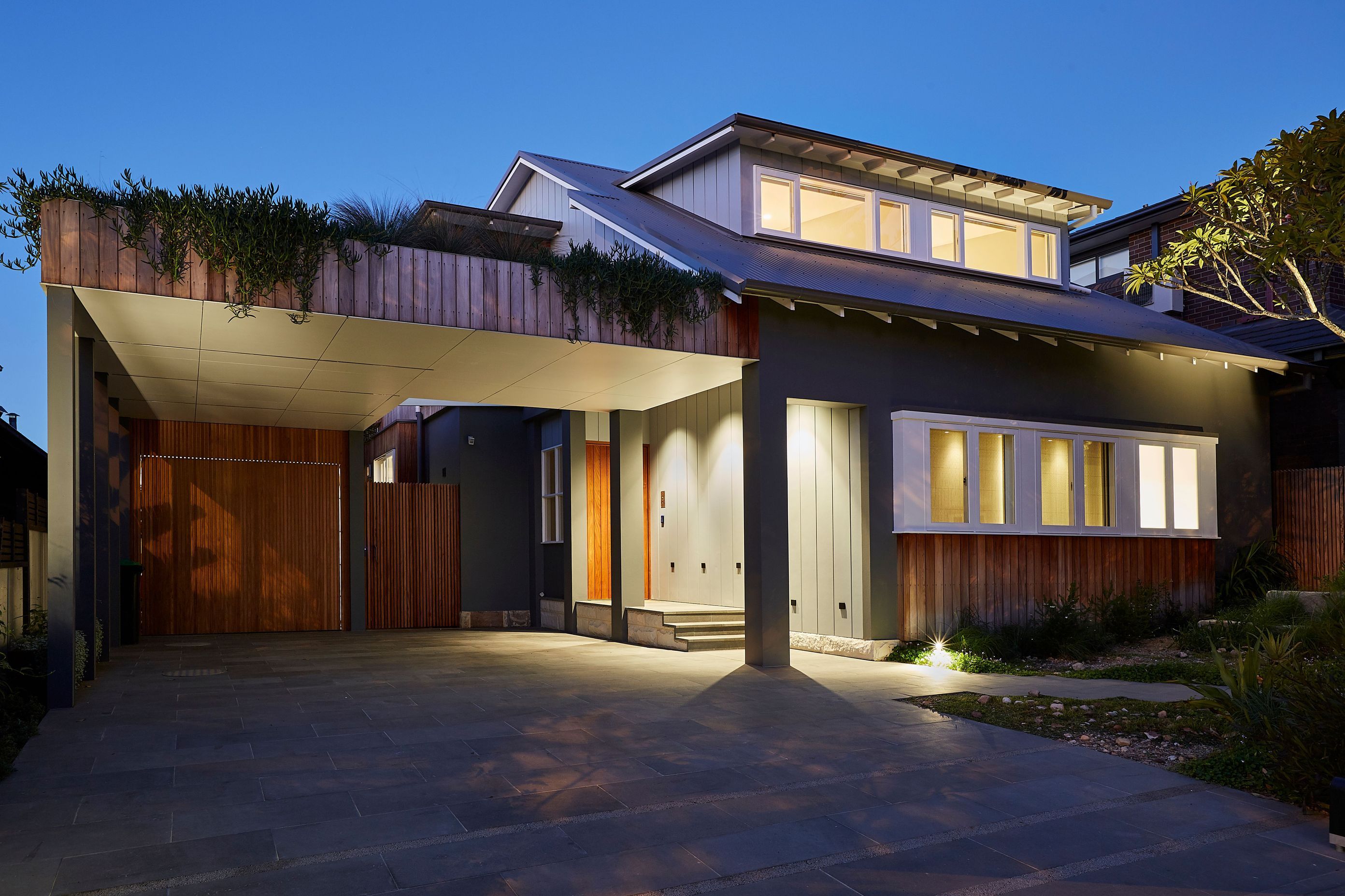 Manly House 04