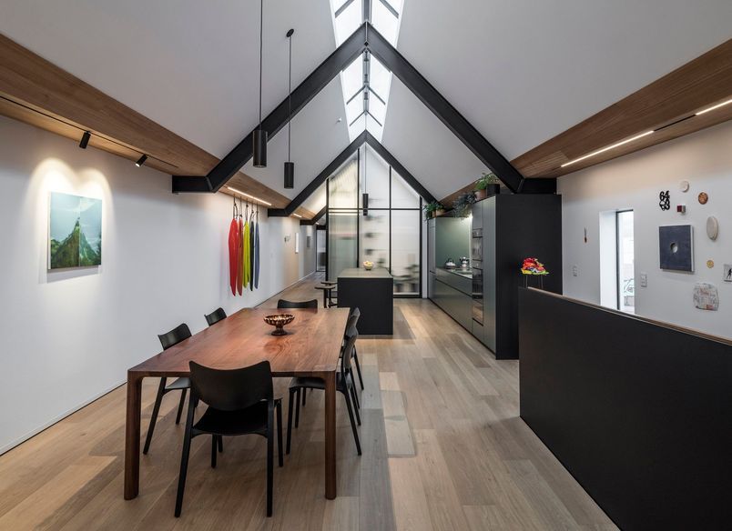Oxford Terrace Apartment