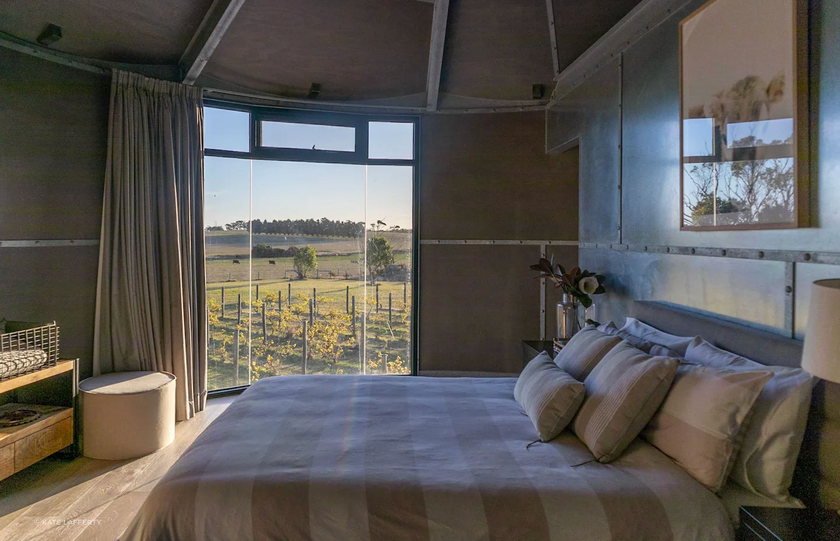 SG-Super-9-Silo-House-Inverloch-VIC-Bedroom-1.png