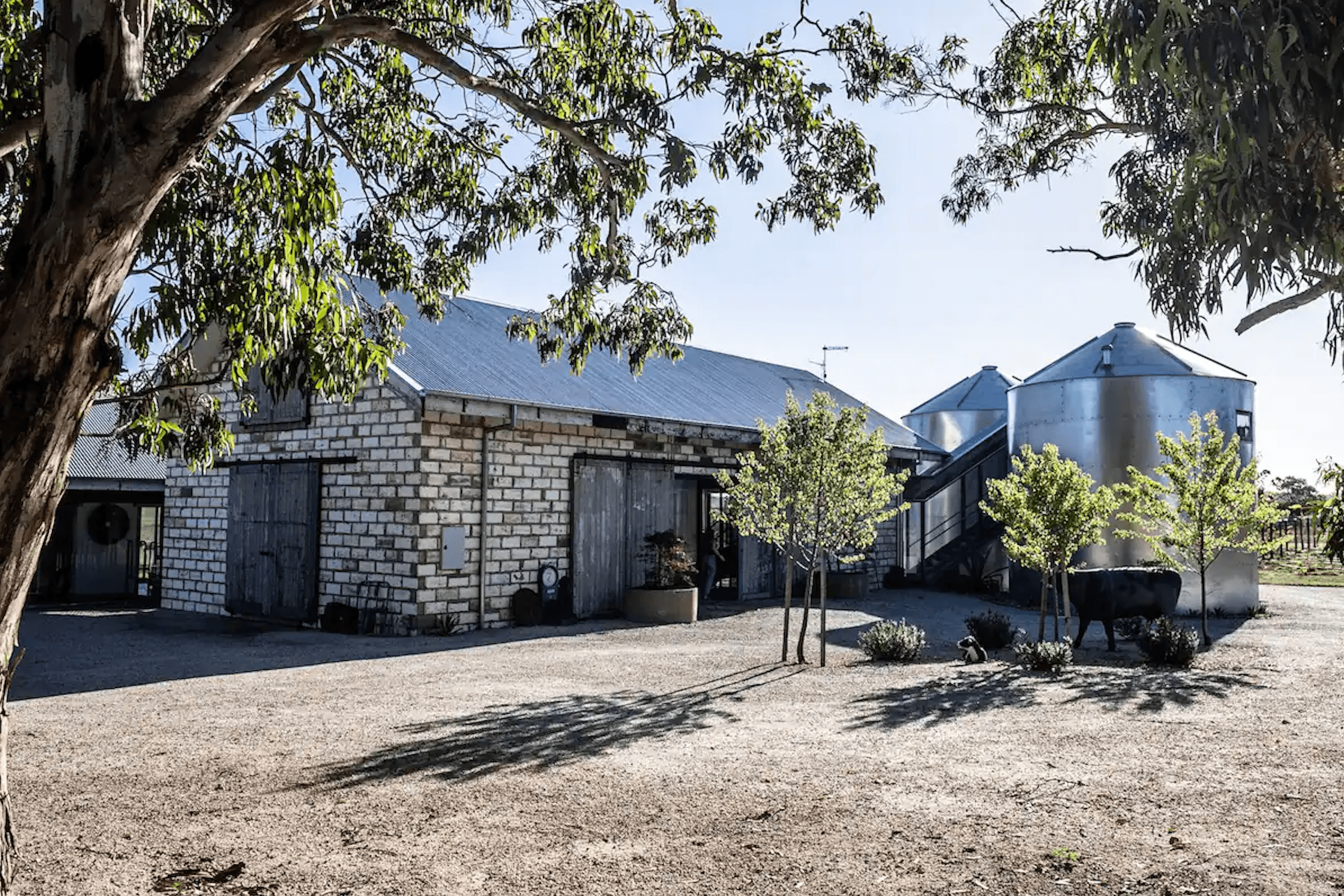 SG-Super-9-Silo-House-Inverloch-VIC-Exterior-1.png