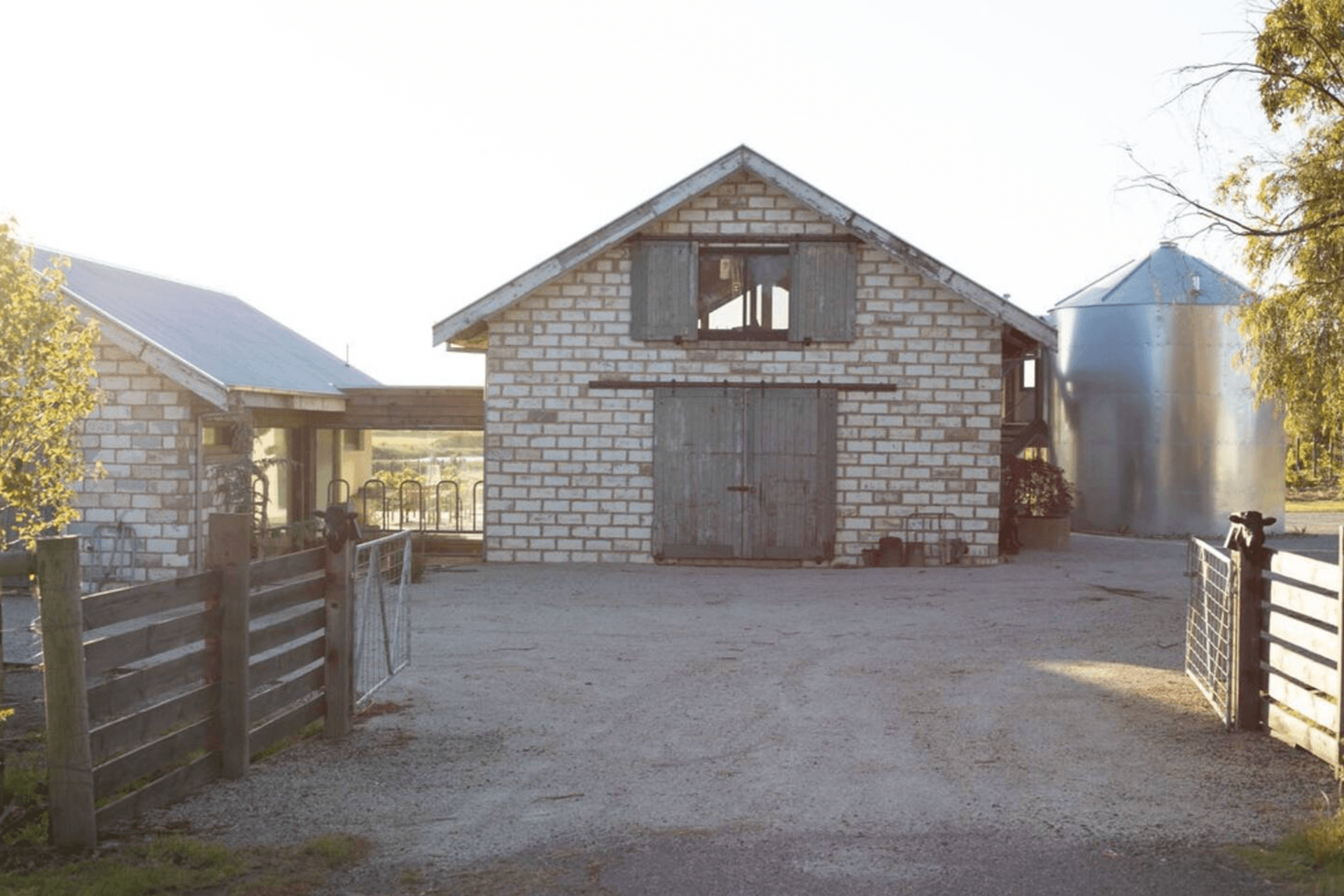 SG-Super-9-Silo-House-Inverloch-VIC-Exterior-6.png