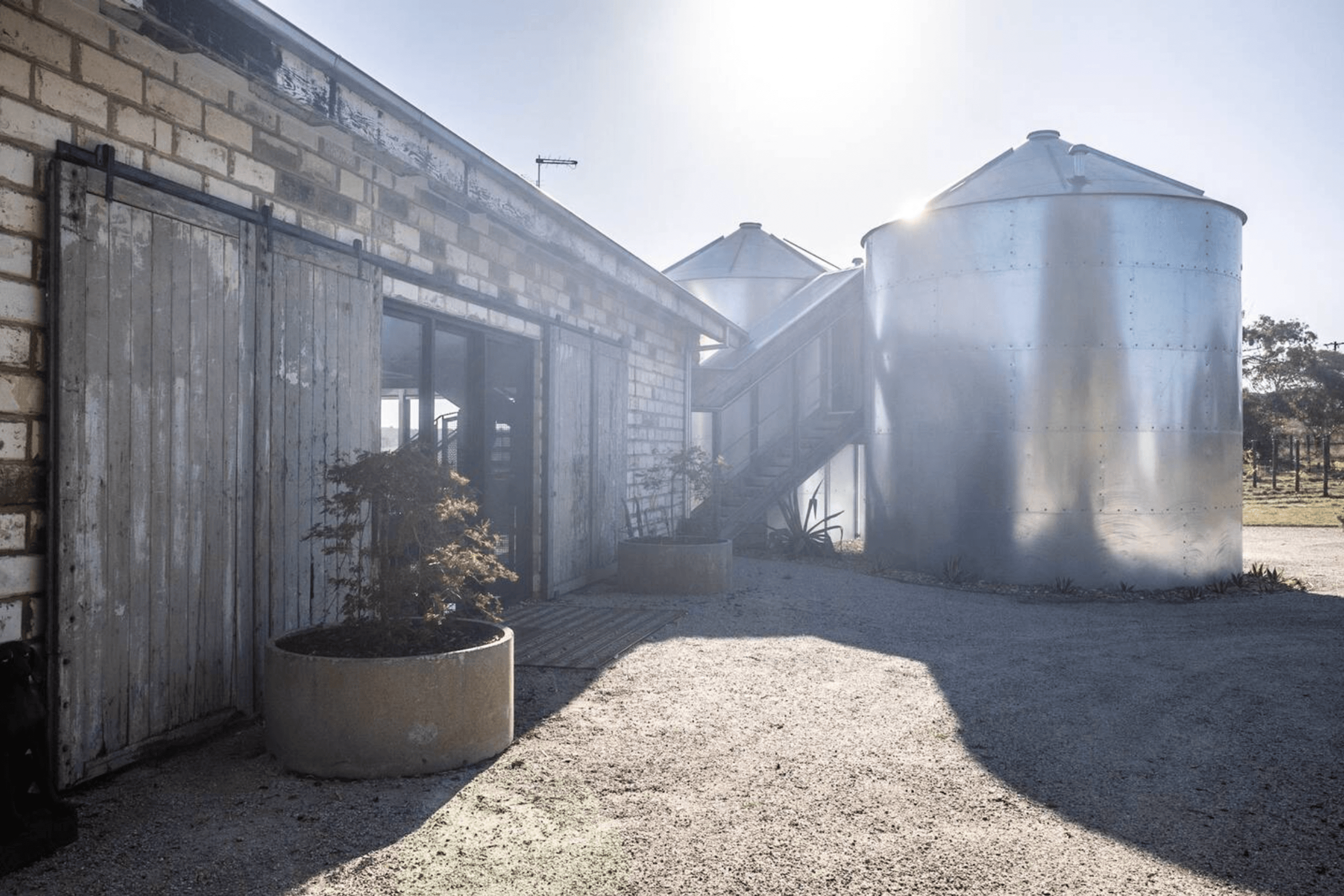 SG-Super-9-Silo-House-Inverloch-VIC-Exterior-9.png