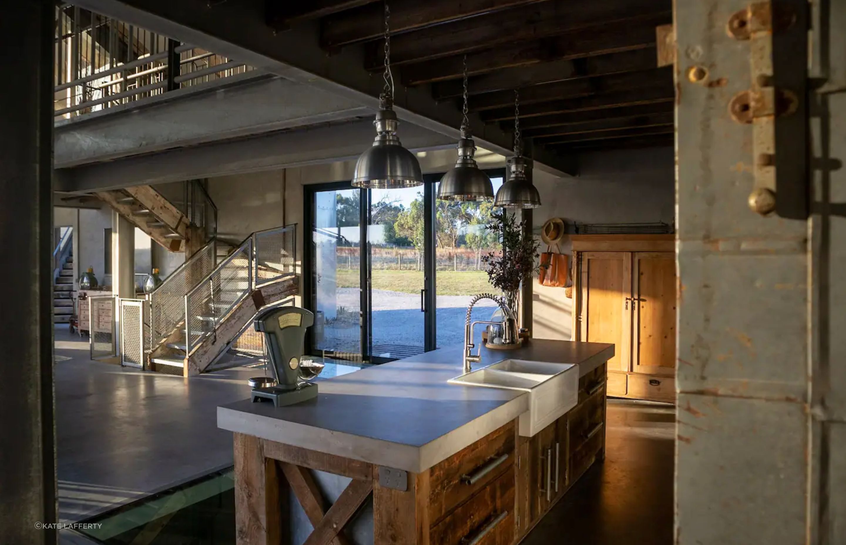 SG-Super-9-Silo-House-Inverloch-VIC-Interior-1.png