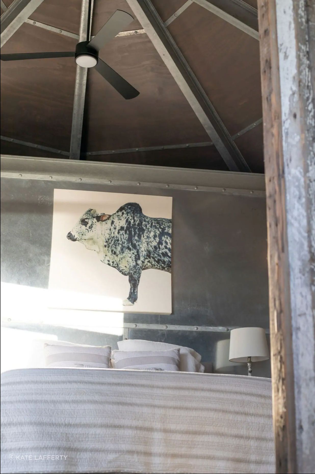 SG-Super-9-Silo-House-Inverloch-VIC-Interior-10.png