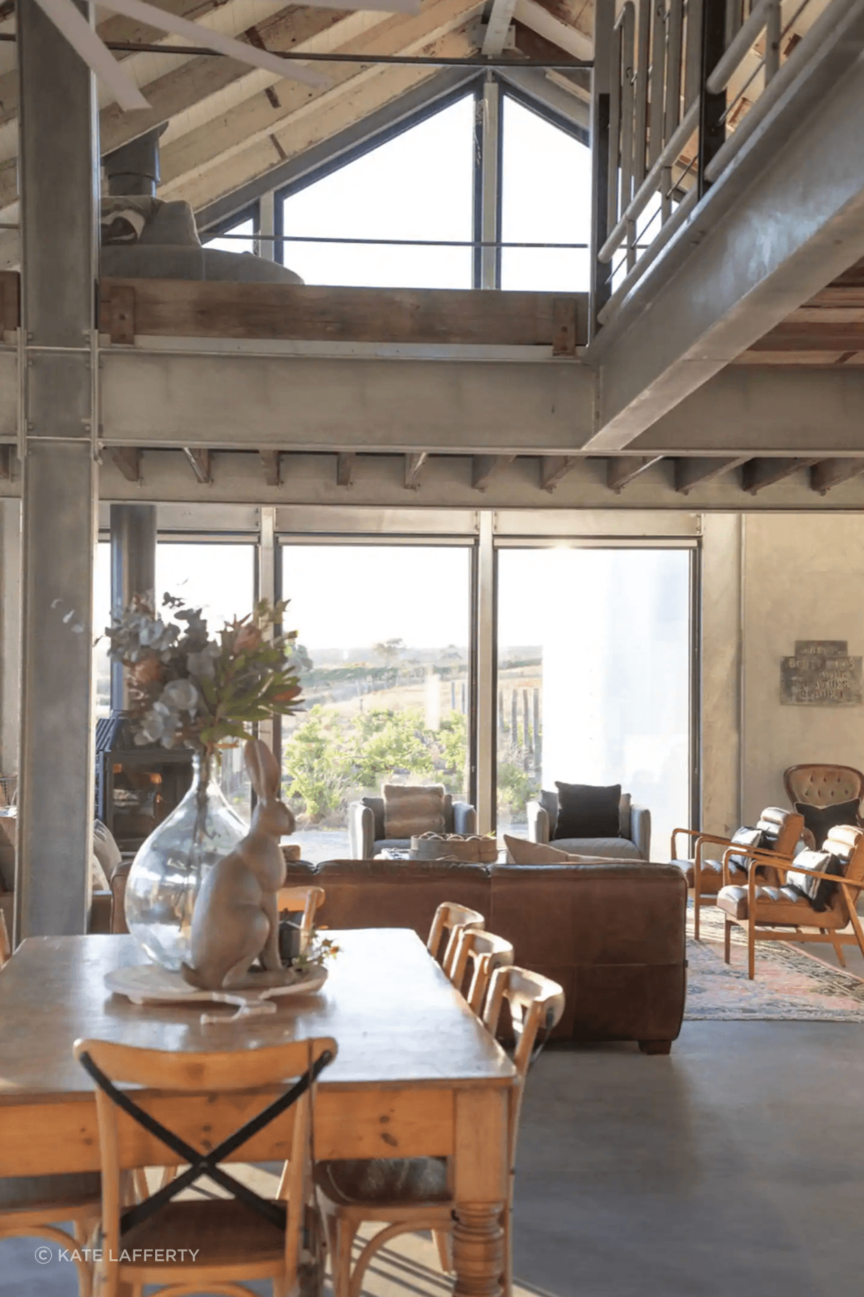 SG-Super-9-Silo-House-Inverloch-VIC-Interior-11.png