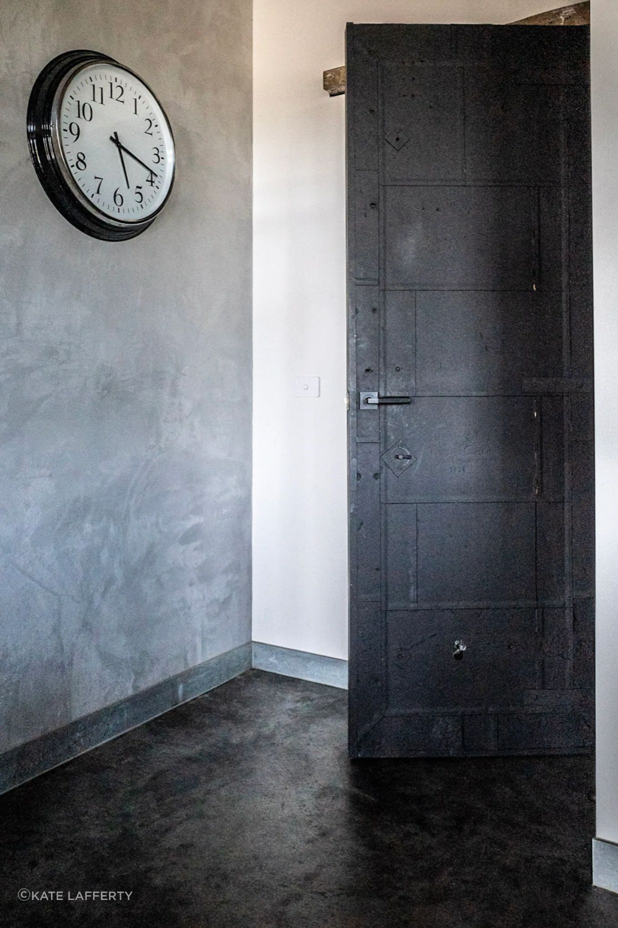 SG-Super-9-Silo-House-Inverloch-VIC-Interior-17.png