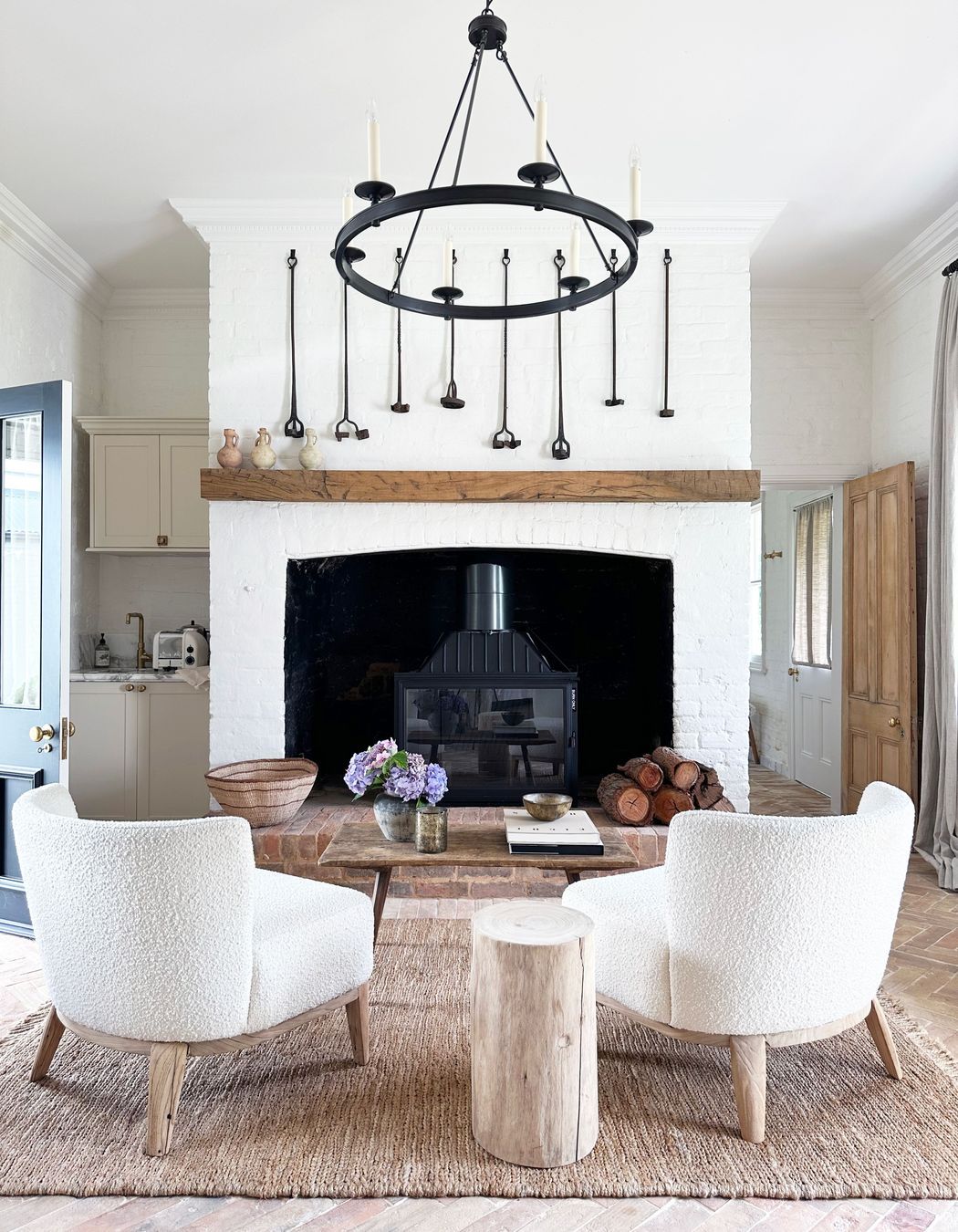 The Seguin Super 9 elevates the ambiance of this restored country property