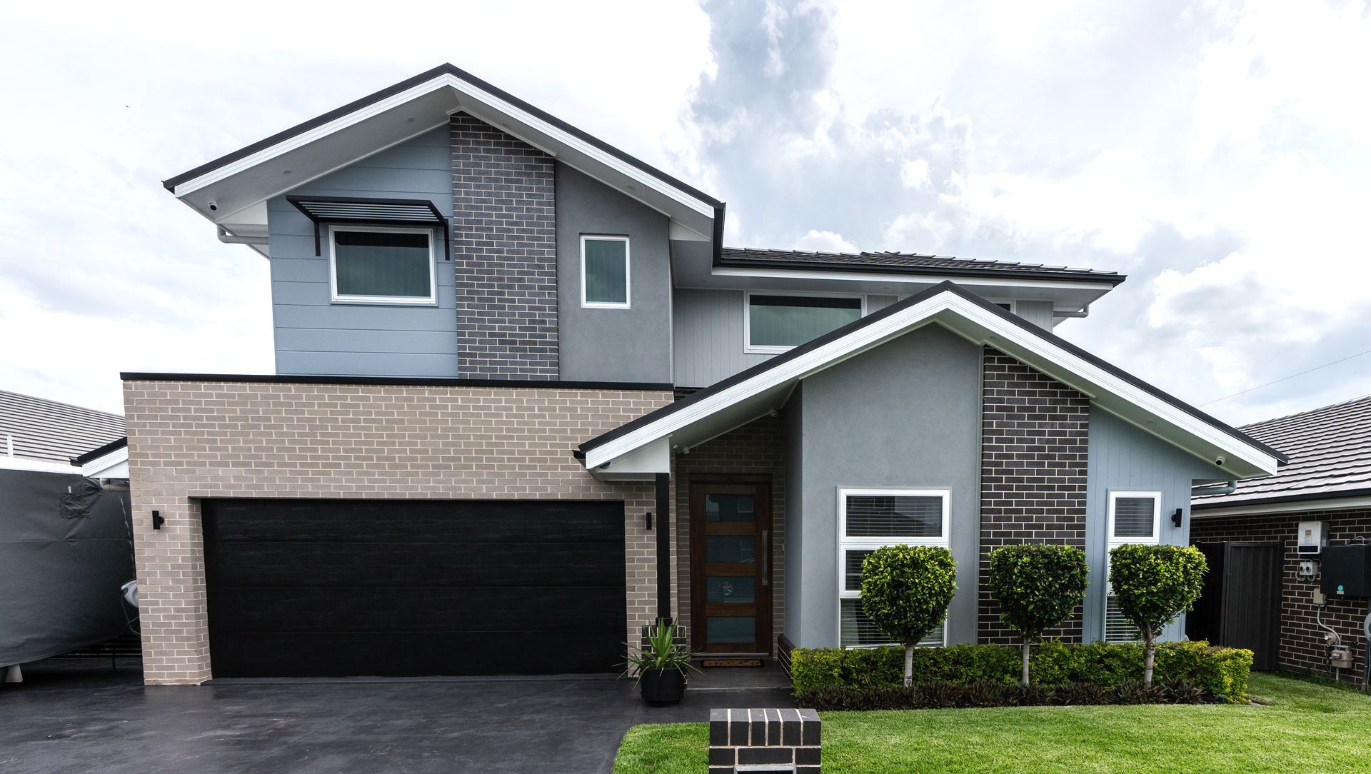 Village Circuit banner