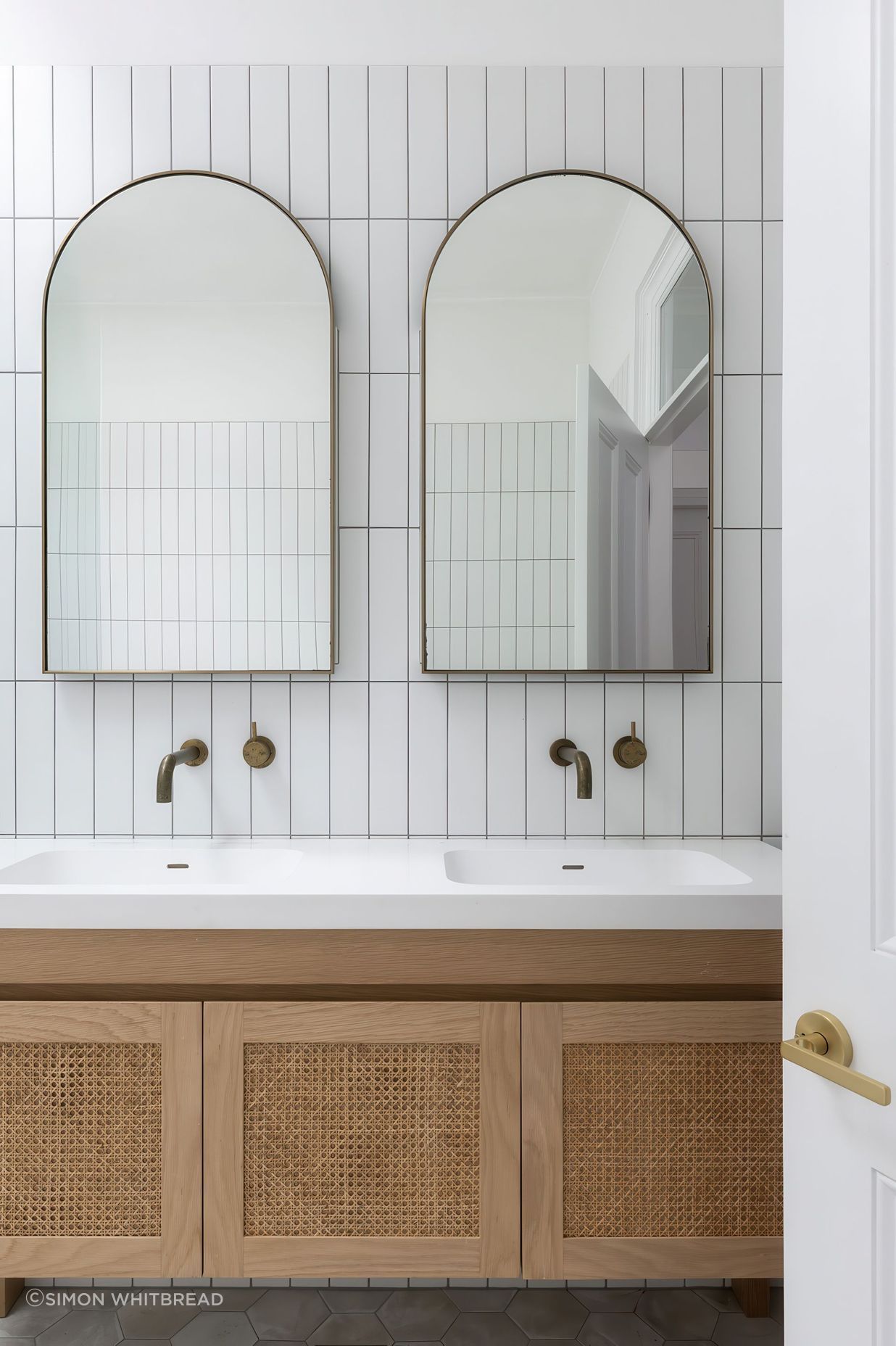 SSD-StudioFilligree-HouseBathroomvanity-gigapixel-low-resolution-v2-16x.jpeg