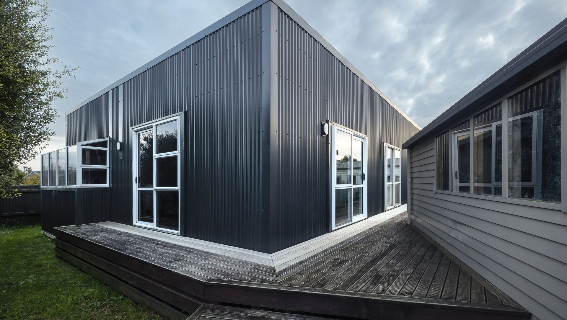 Modern Cladding Makeover banner