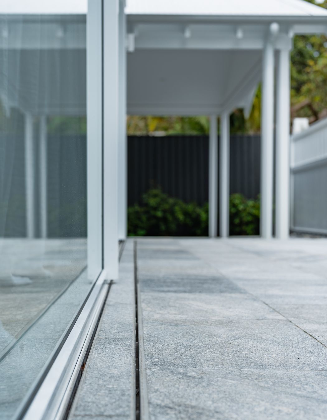 Ocean Grey Granite | Clairvaux Wall Cladding | BCM Australia | Wolski Coppin | YorKorner Interior