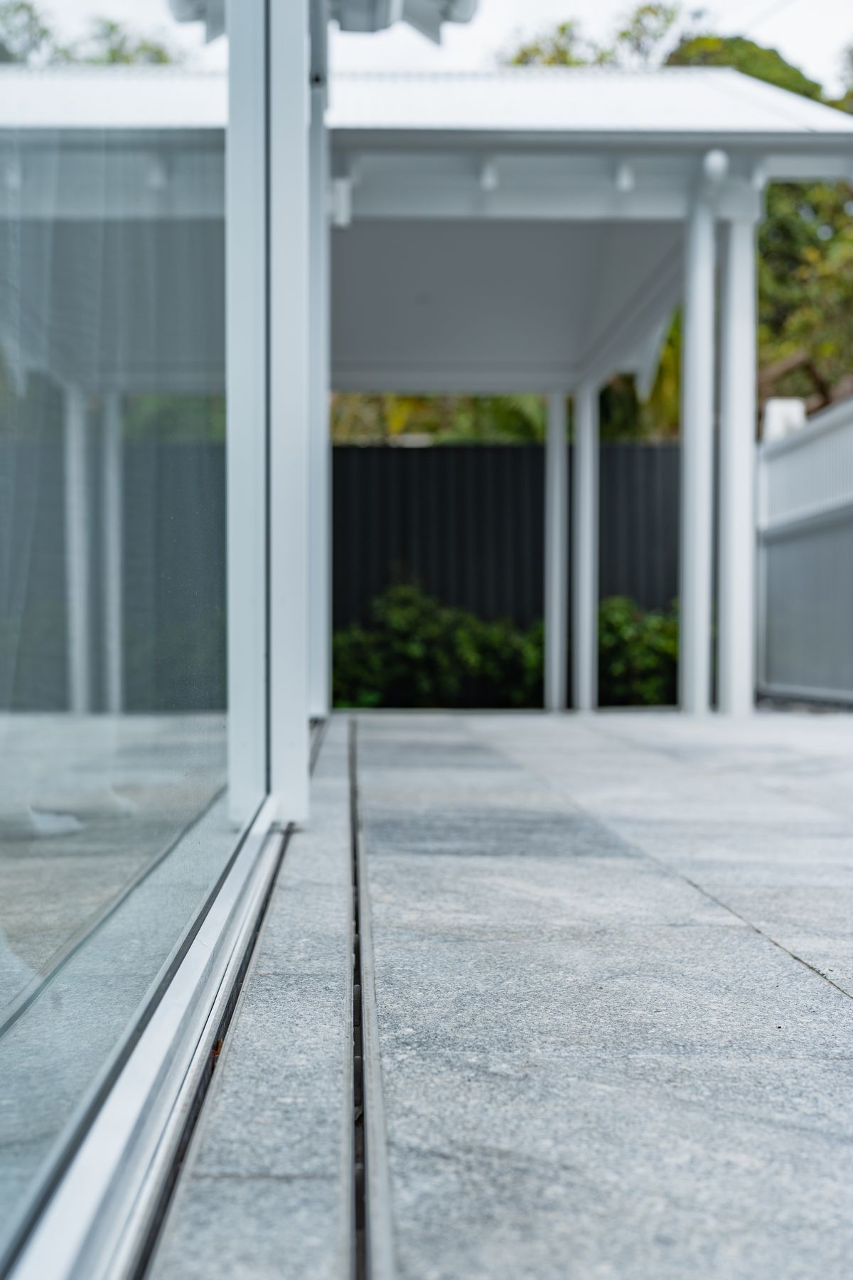 Ocean Grey Granite | Clairvaux Wall Cladding | BCM Australia | Wolski Coppin | YorKorner Interior