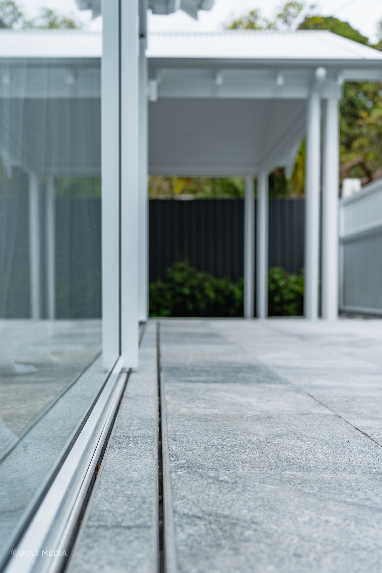 Ocean Grey Granite | Clairvaux Wall Cladding | BCM Australia | Wolski Coppin | YorKorner Interior