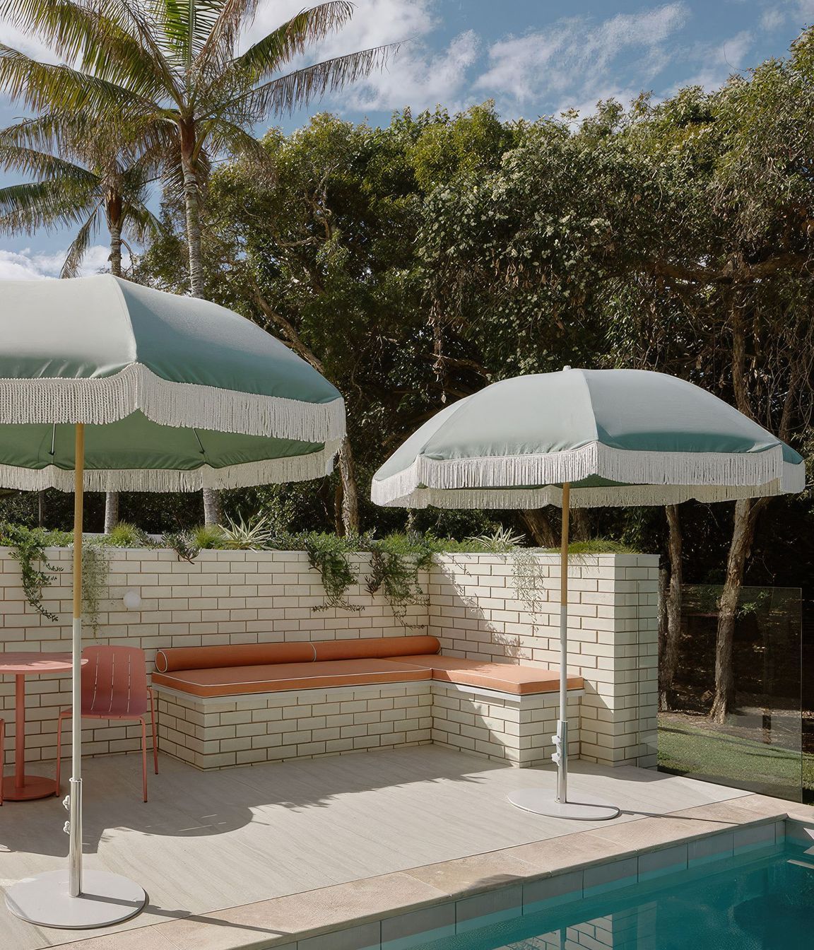 ScaledOceanicBeachfront201000x-standard-scale-200x.jpg