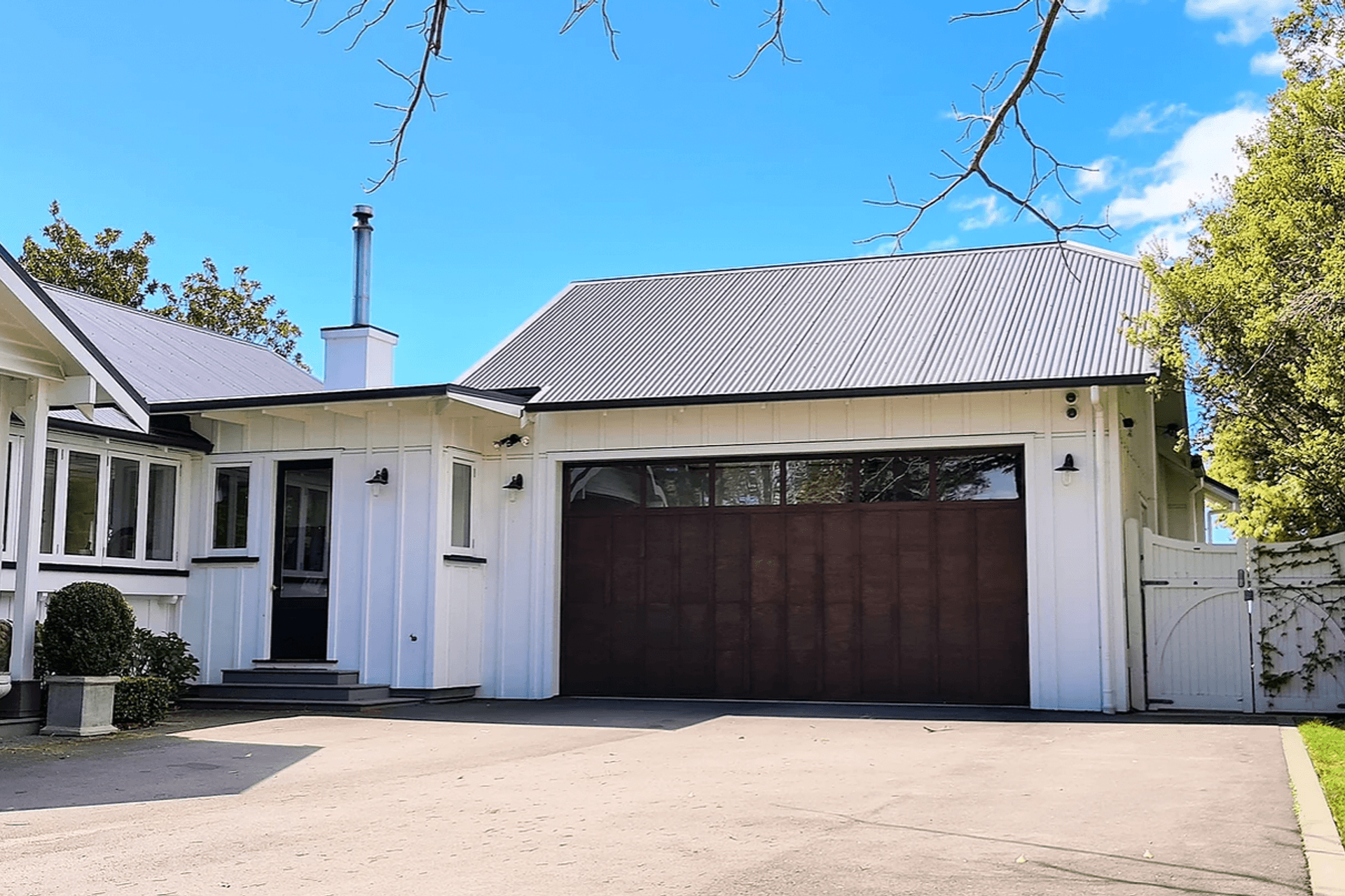 Modern Farmhouse, Frimley